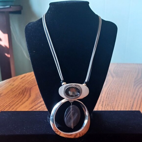 Lia Sofia Drop Dead Gorgeous Necklace - Picture 1 of 5